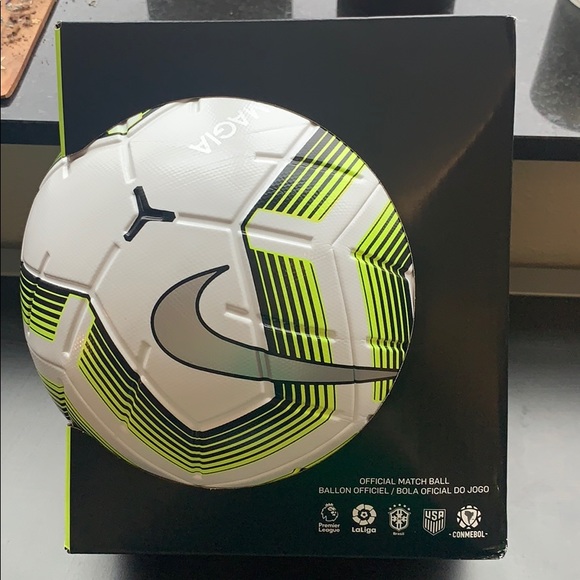 nike magia soccer ball